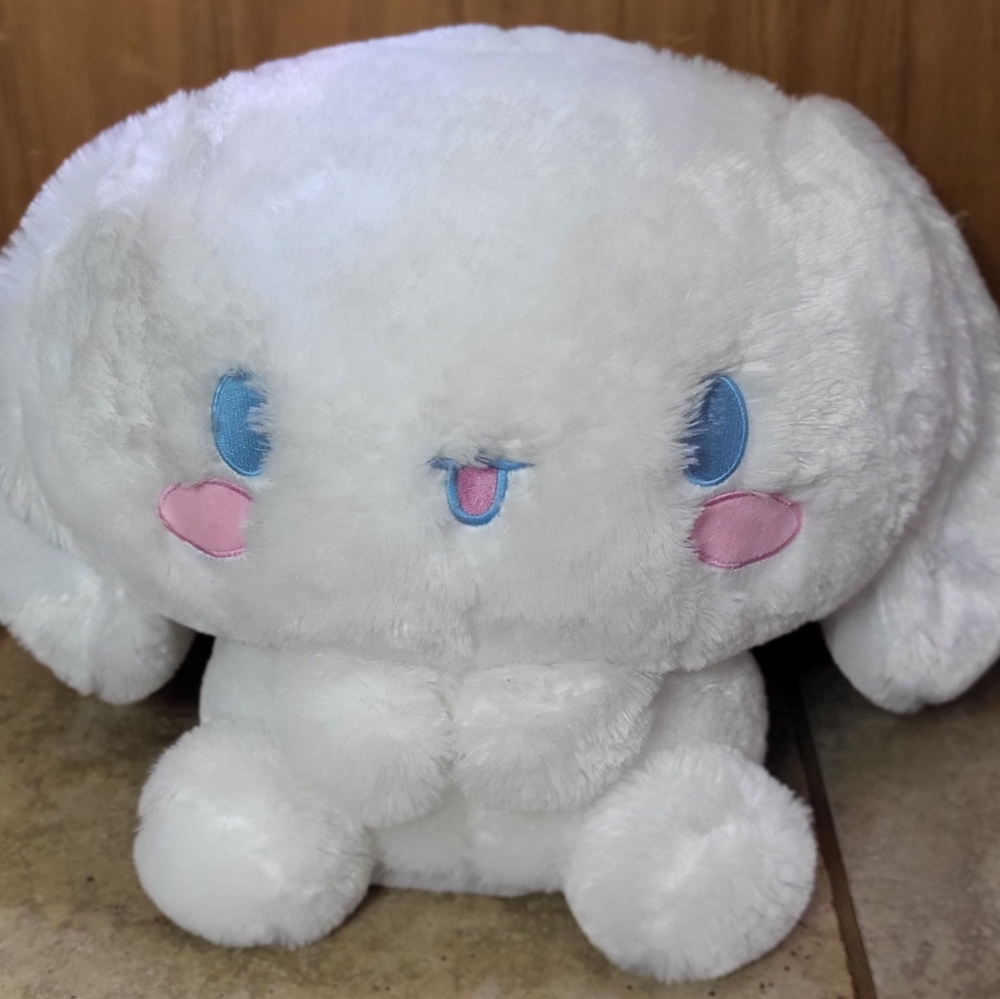 Large Cinnamoroll Plush